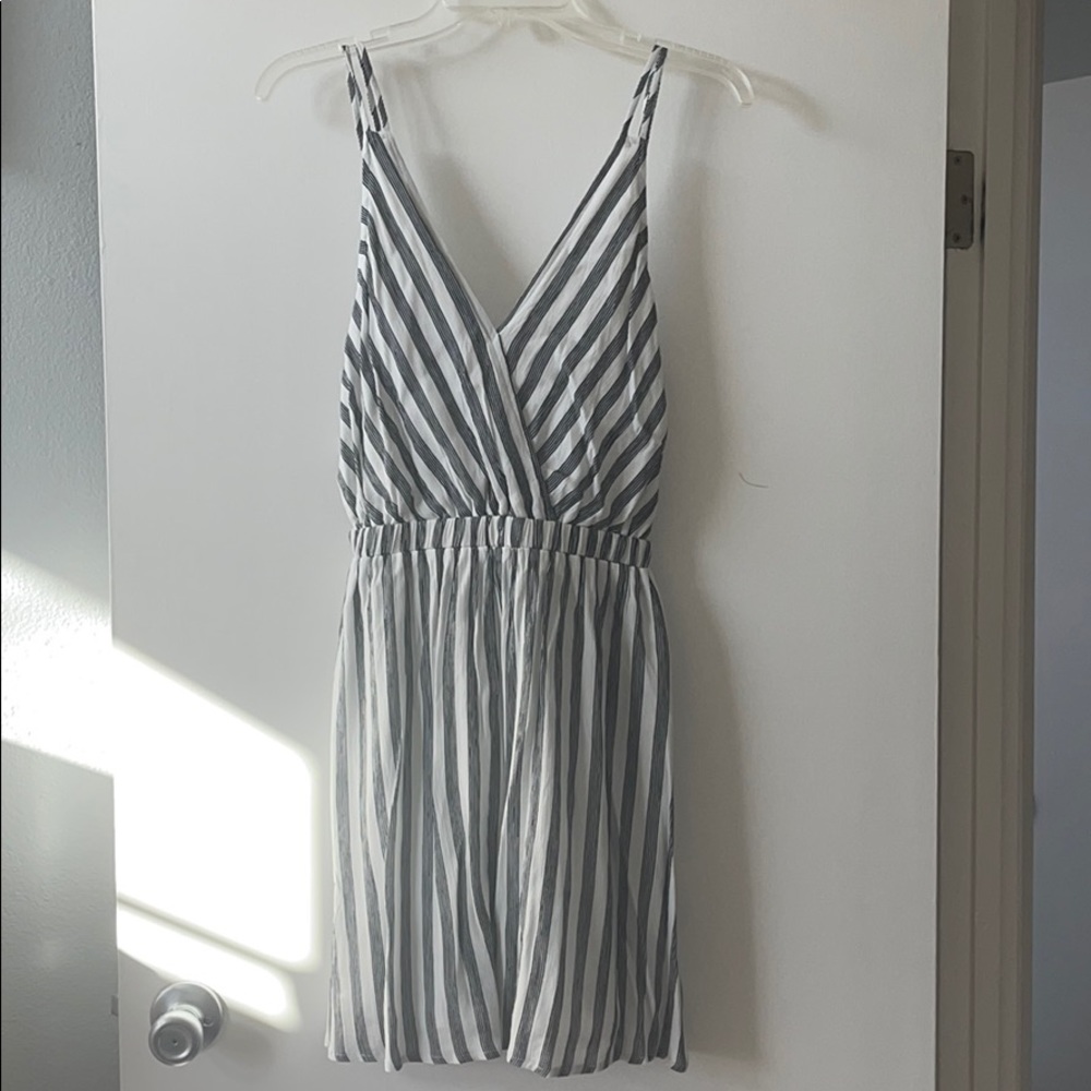 Backless Lulus dress